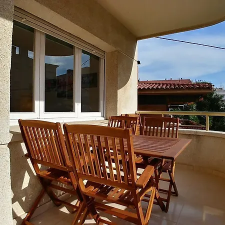 Lg Apartment *
