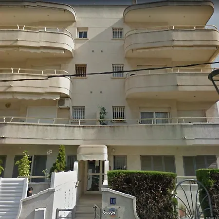 Lg Apartment